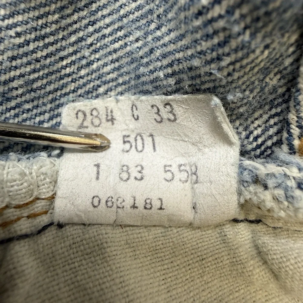 Vintage 1983 Levi's 501 Jeans Mens 35x32 Faded Blue USA Button Fly Denim